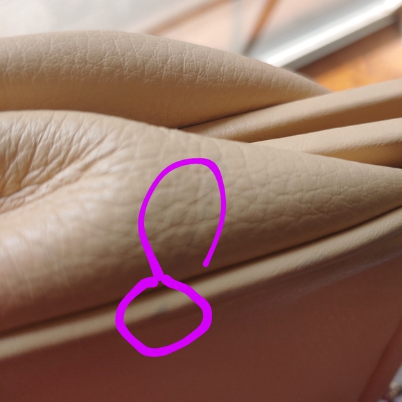 Preston&York Nude Leather Handbag - Picture 10 of 11